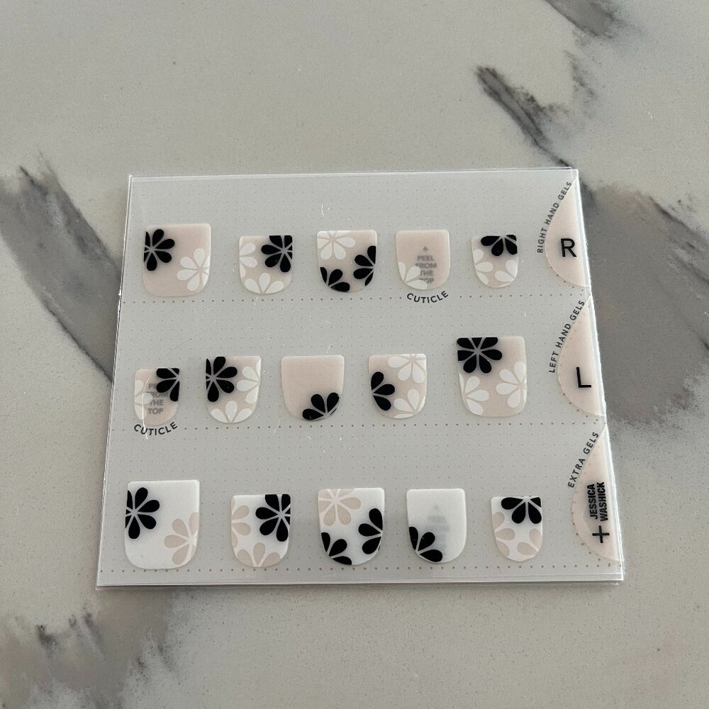 ManiMe Stick-On Gel Manicure - Wildflowers